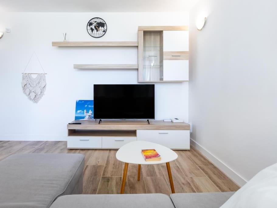 Appartement 47 Amazing Primavera With Wifi, Terrace, Pool *
