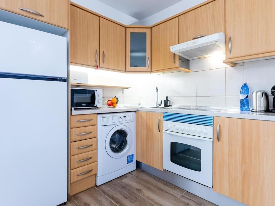 47 Amazing Primavera With Wifi, Terrace, Pool Appartement *