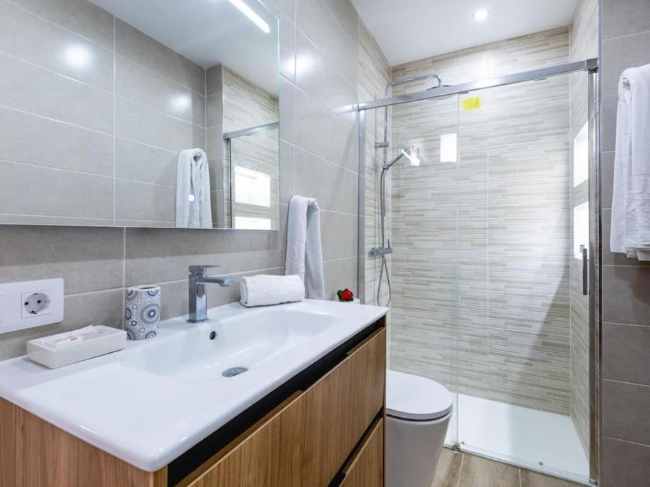 47 Amazing Primavera With Wifi, Terrace, Pool Appartement *