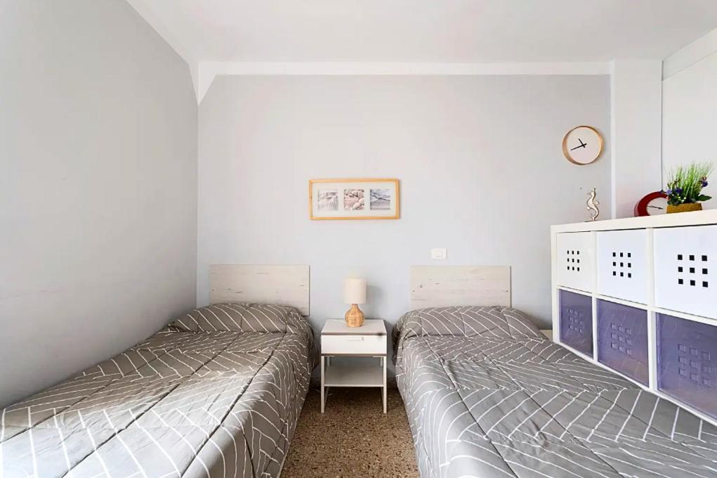 Luminoso En La Plaza Del Charco! Apartamento *