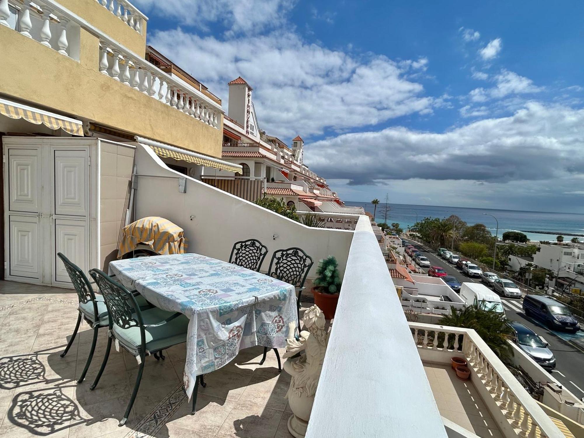 Appartement 2 Bed With Sea Views In Cristianos K206 Los Cristianos (Tenerife)