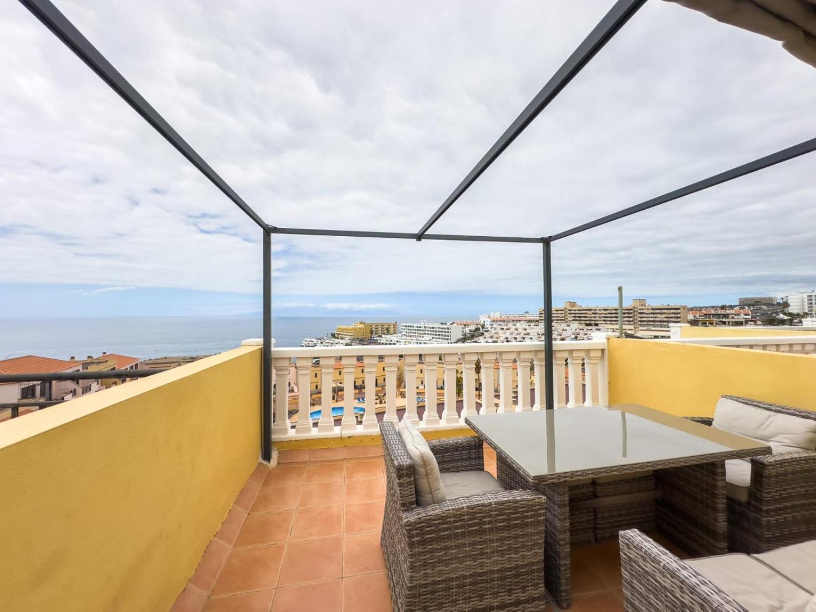 Ocean Front Teneriffa 2 Bedroom Penthouse *
