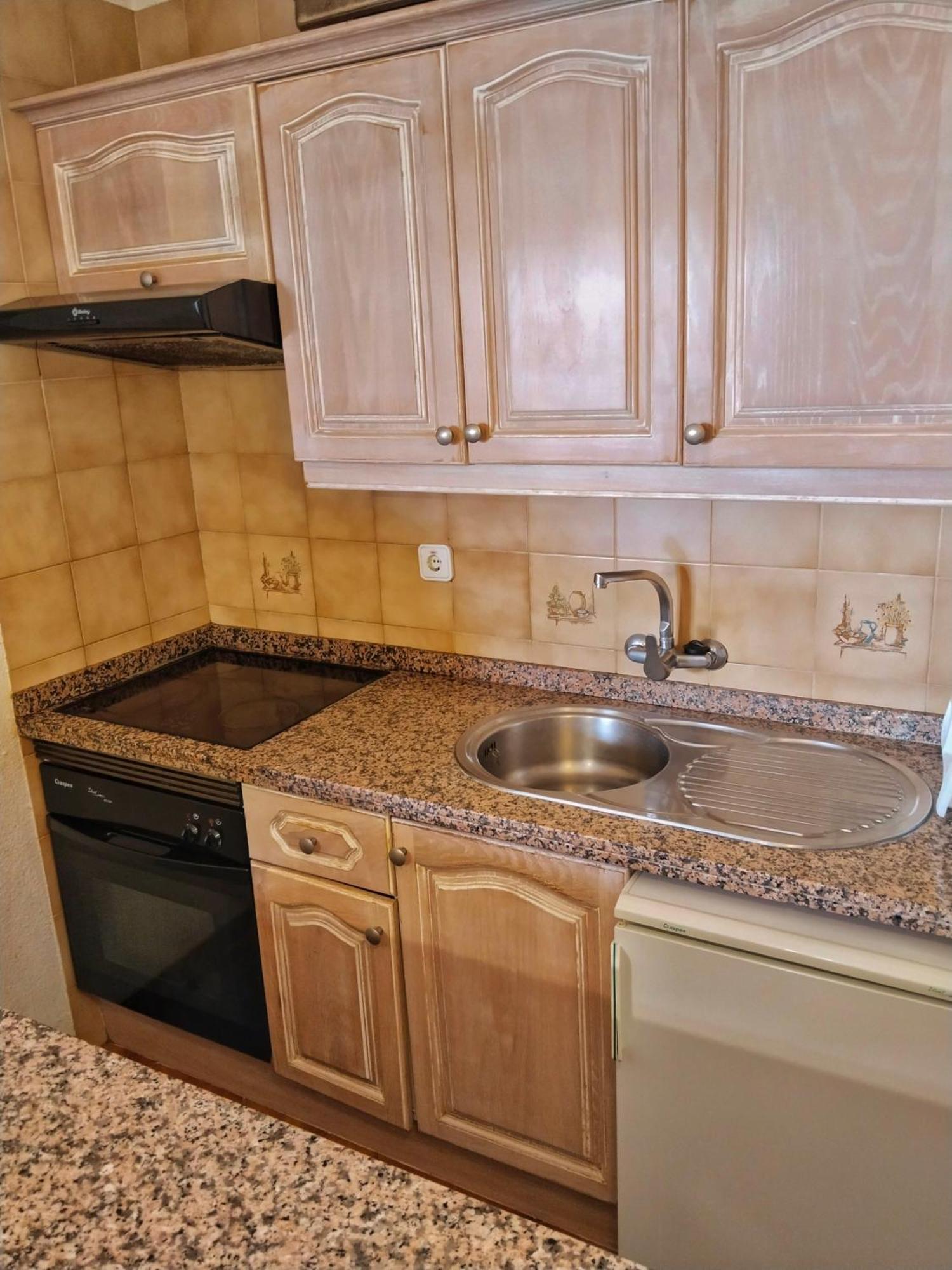 Maximar 8 Bed Places, Heated Swimmingpool