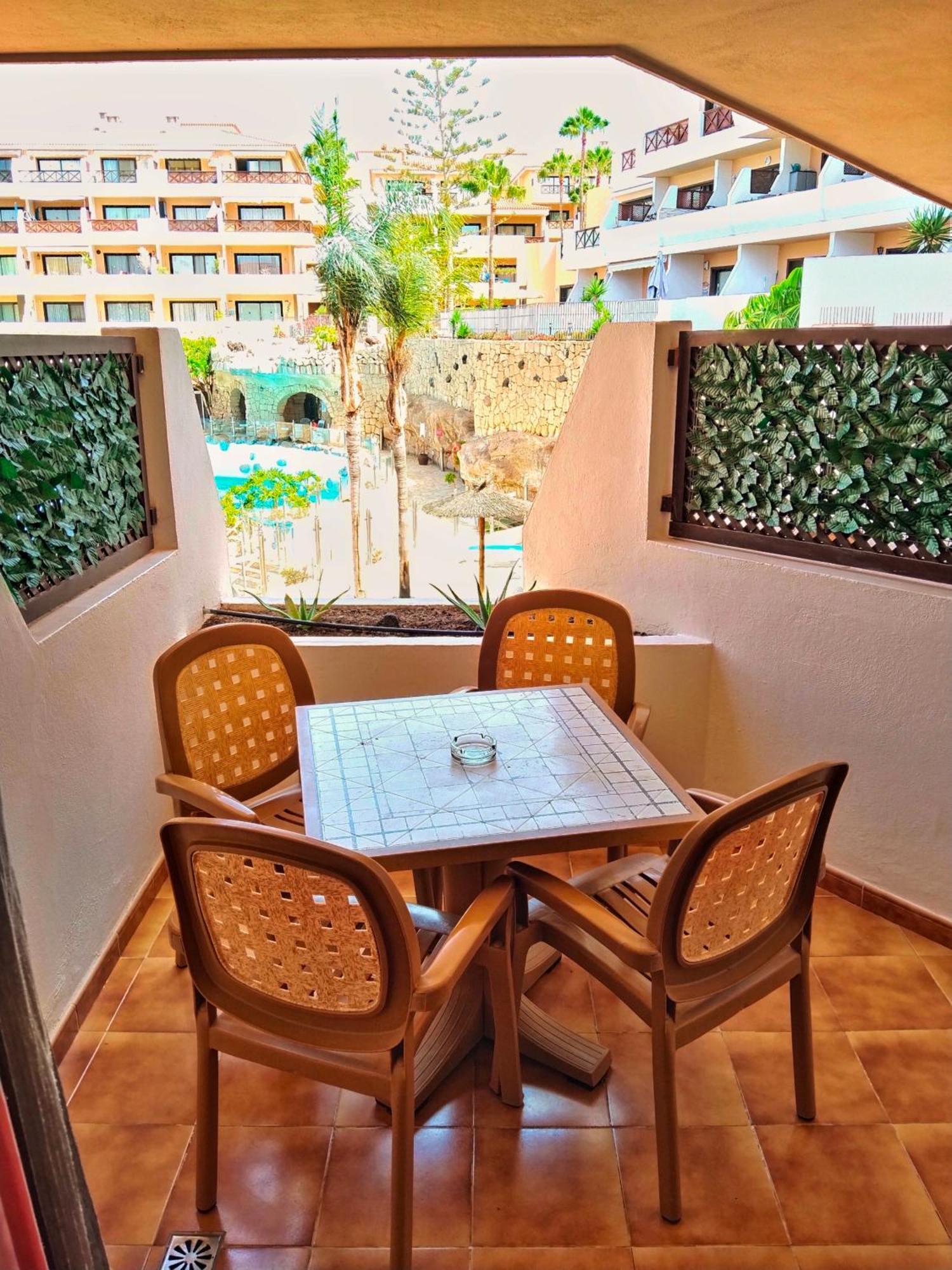 Maximar 8 Bed Places, Heated Swimmingpool * Arona (Tenerife)