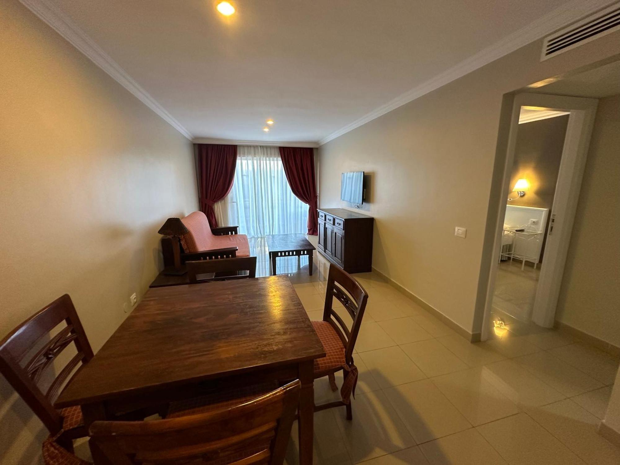 Rf La Quinta Park Apartamento Santa Úrsula