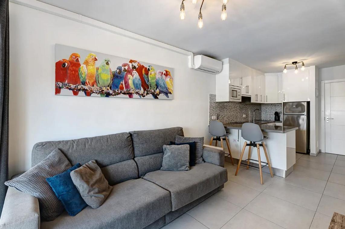 Apartment De Lujo En Torre Del Sol, Playa De Americas