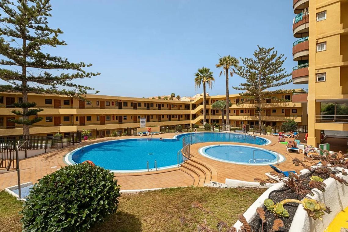 Appartement De Lujo En Torre Del Sol, Playa De Americas
