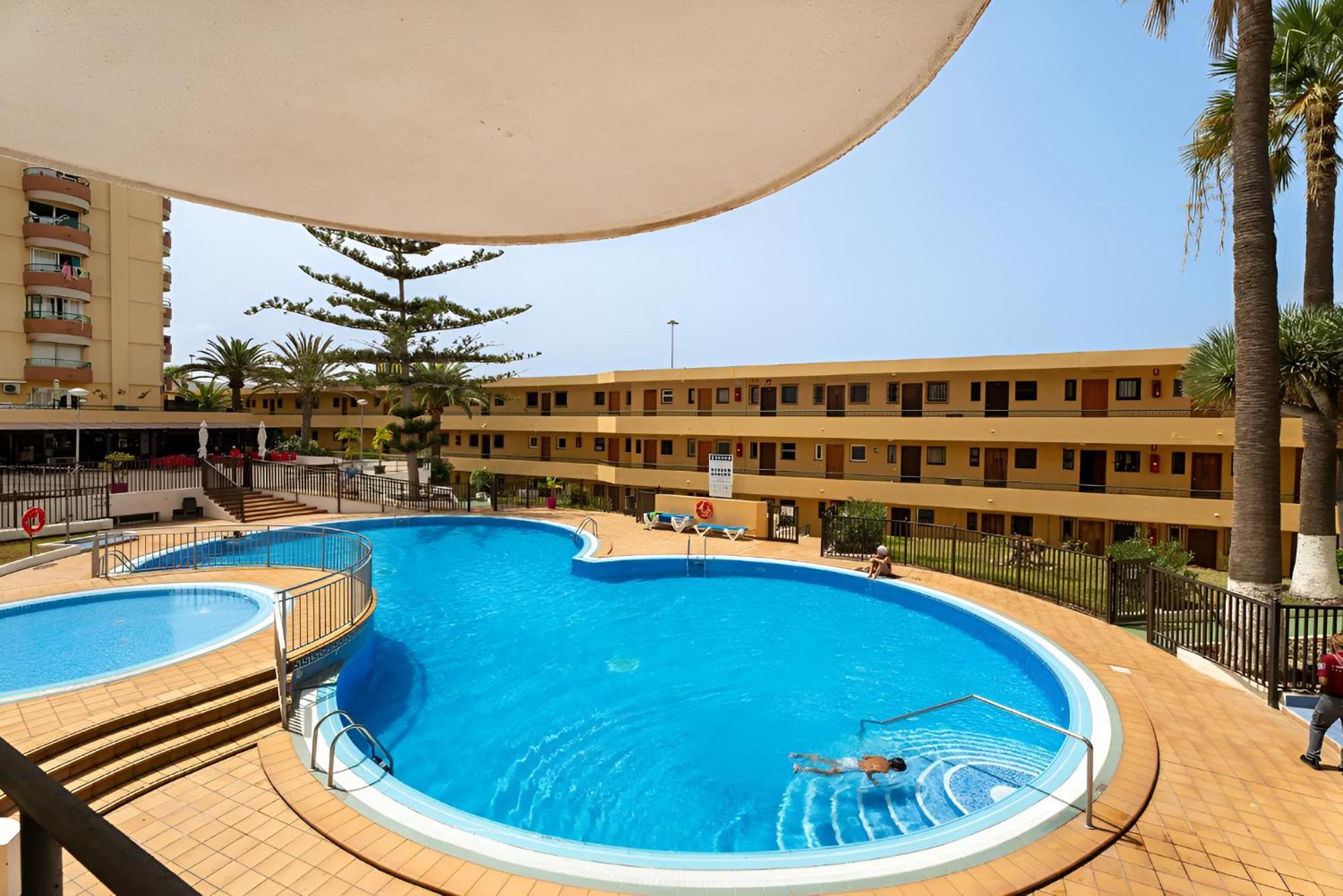 Appartement De Lujo En Torre Del Sol, Playa De Americas *
