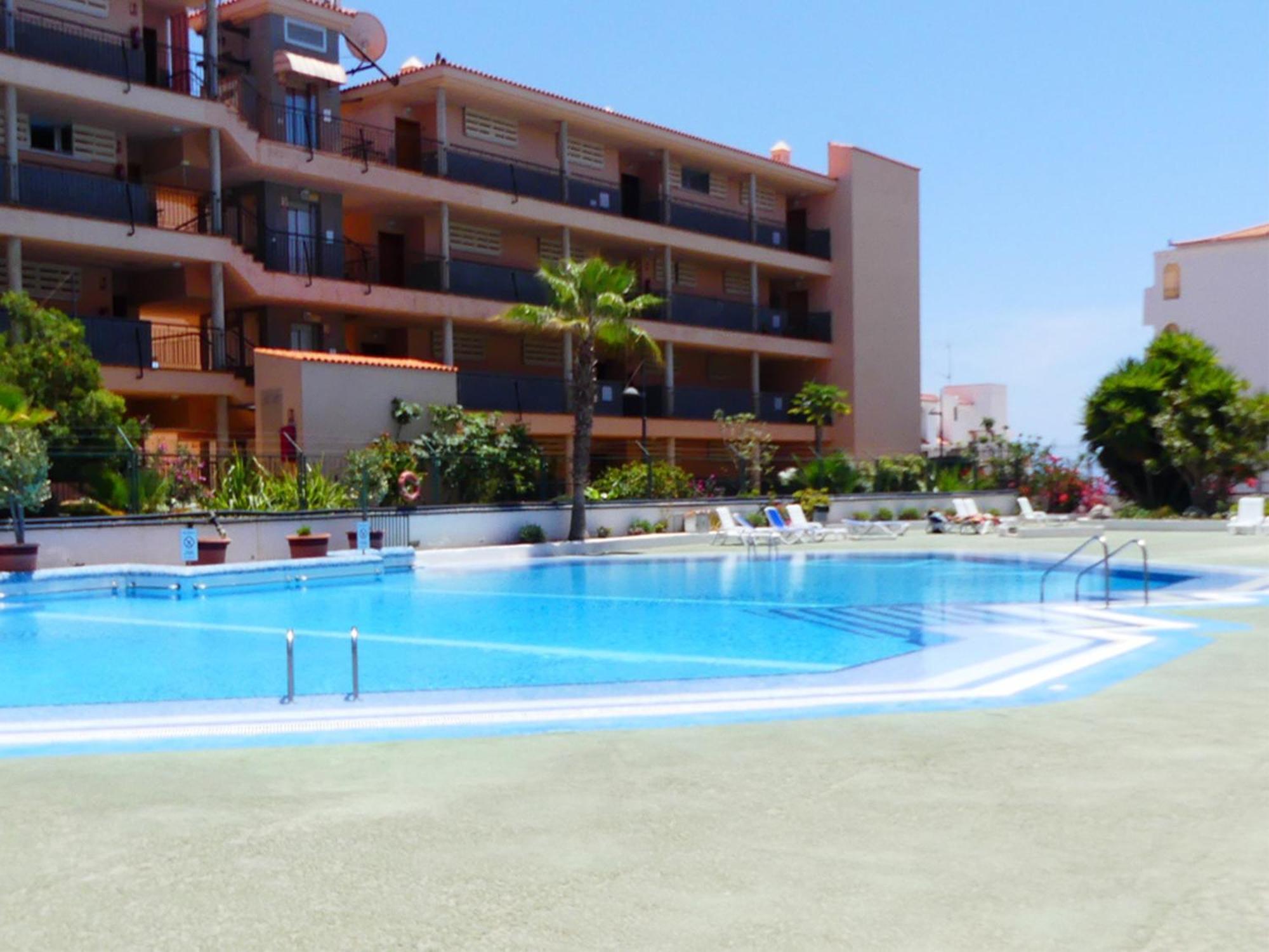 Encantador Con Terraza, Cristianos