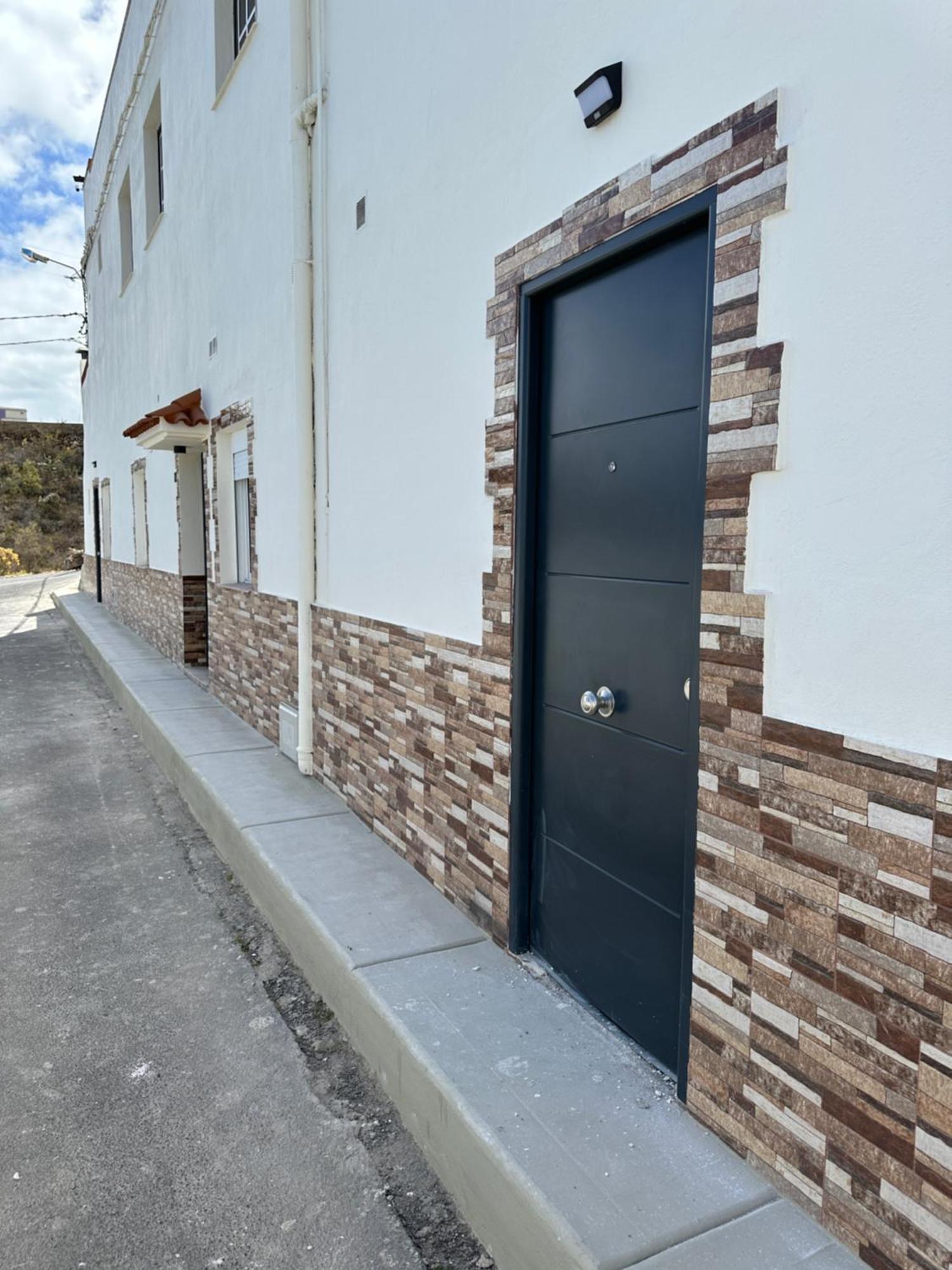 New Modern Apartment, Scandinavian Style, Ocean View, Huge Terrace Apartment *