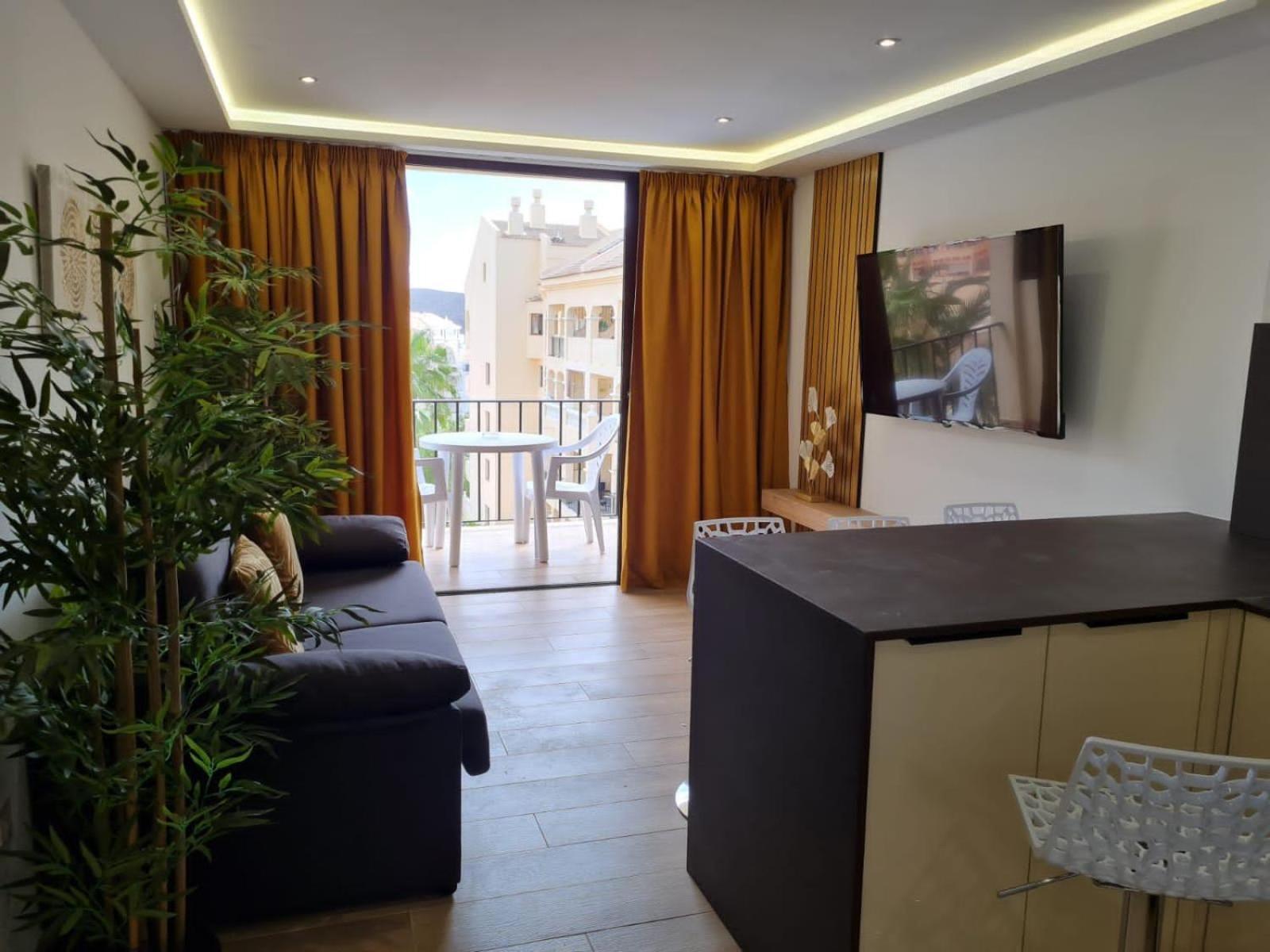 Apartment Deluxe Castle Harbour