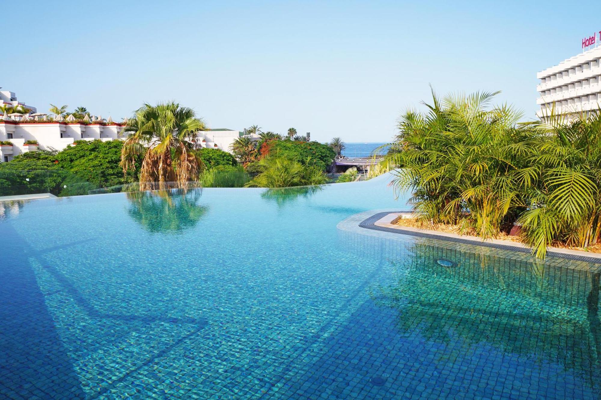 Alexandre Troya Hotel