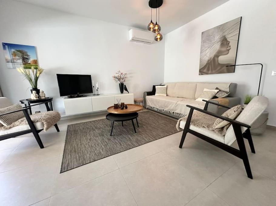 New Renovated With Beautiful View On Cliffs And Sea Puerto de Santiago (Tenerife)