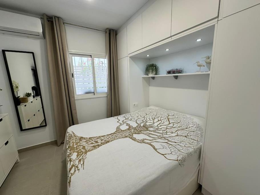 Apartment New Renovated With Beautiful View On Cliffs And Sea *