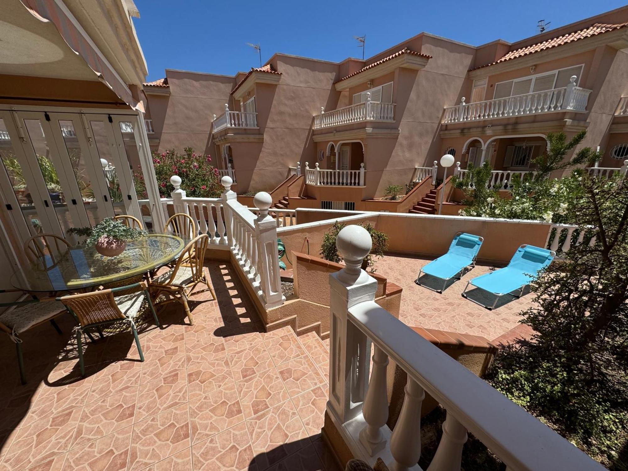 Hugo's In Costa Del Silencio Apartment *