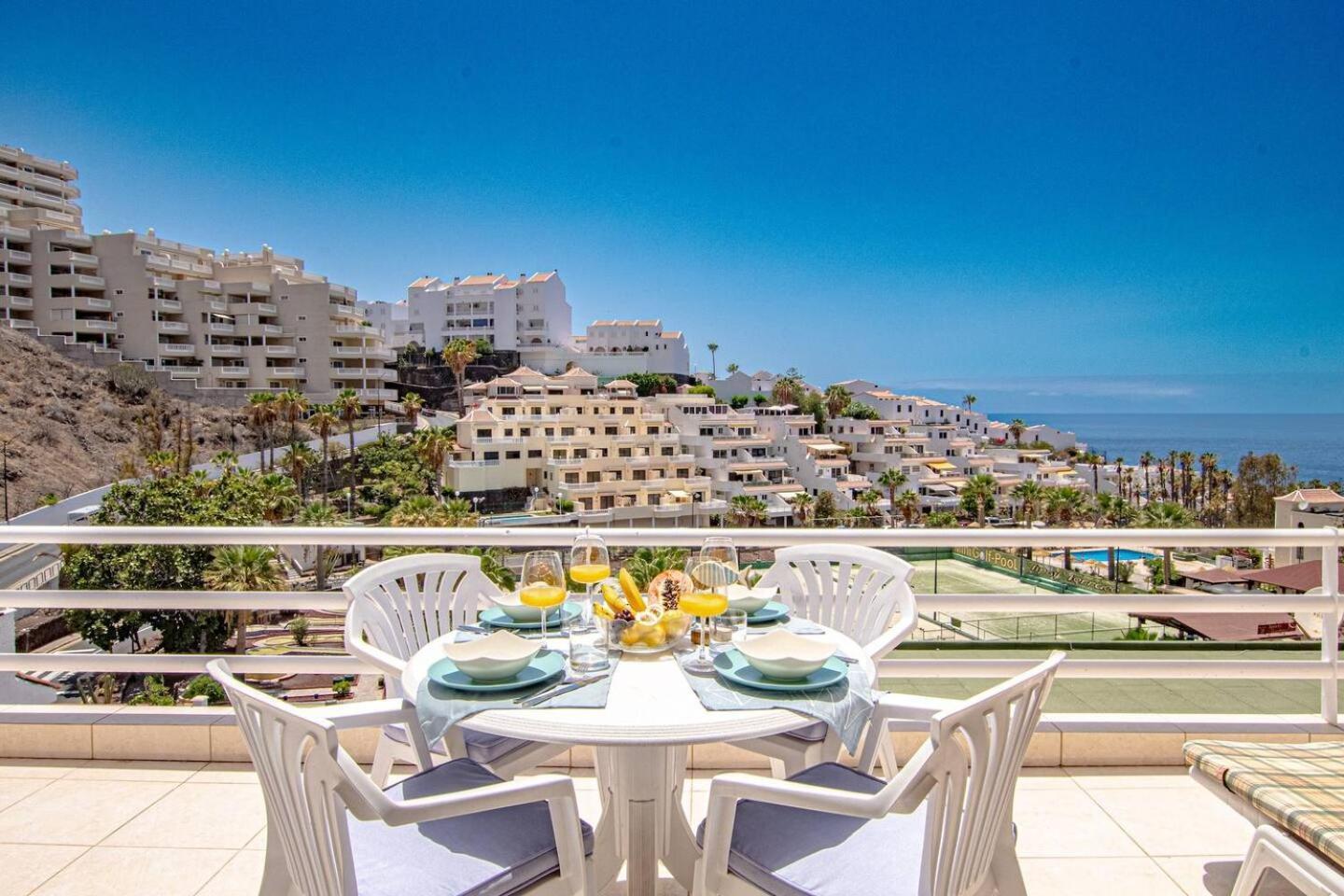 Sunny Oceanview Terrace By Dream Homes Tenerife Acantilado de los Gigantes
