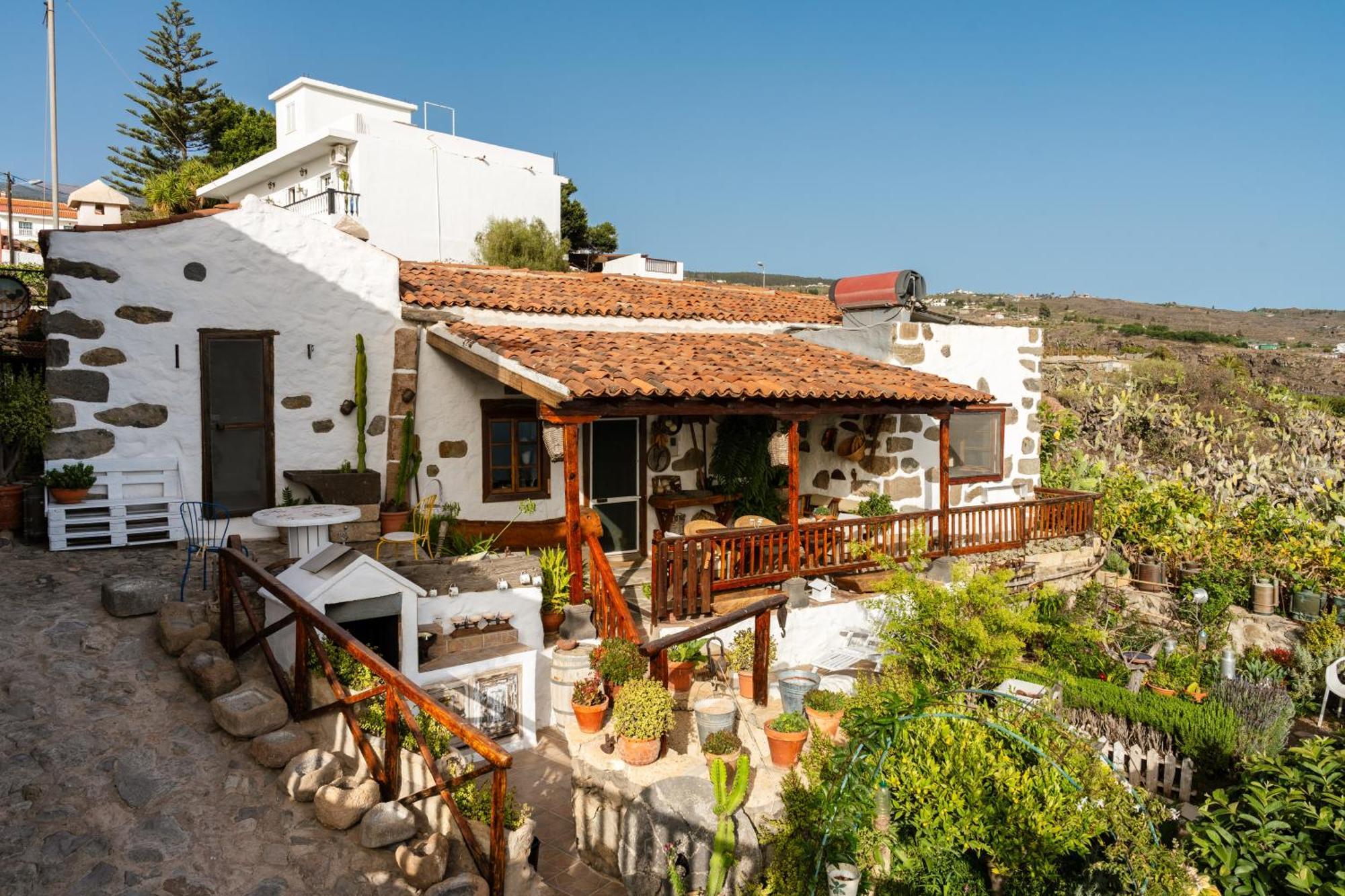 Tajona & Granero Country house *