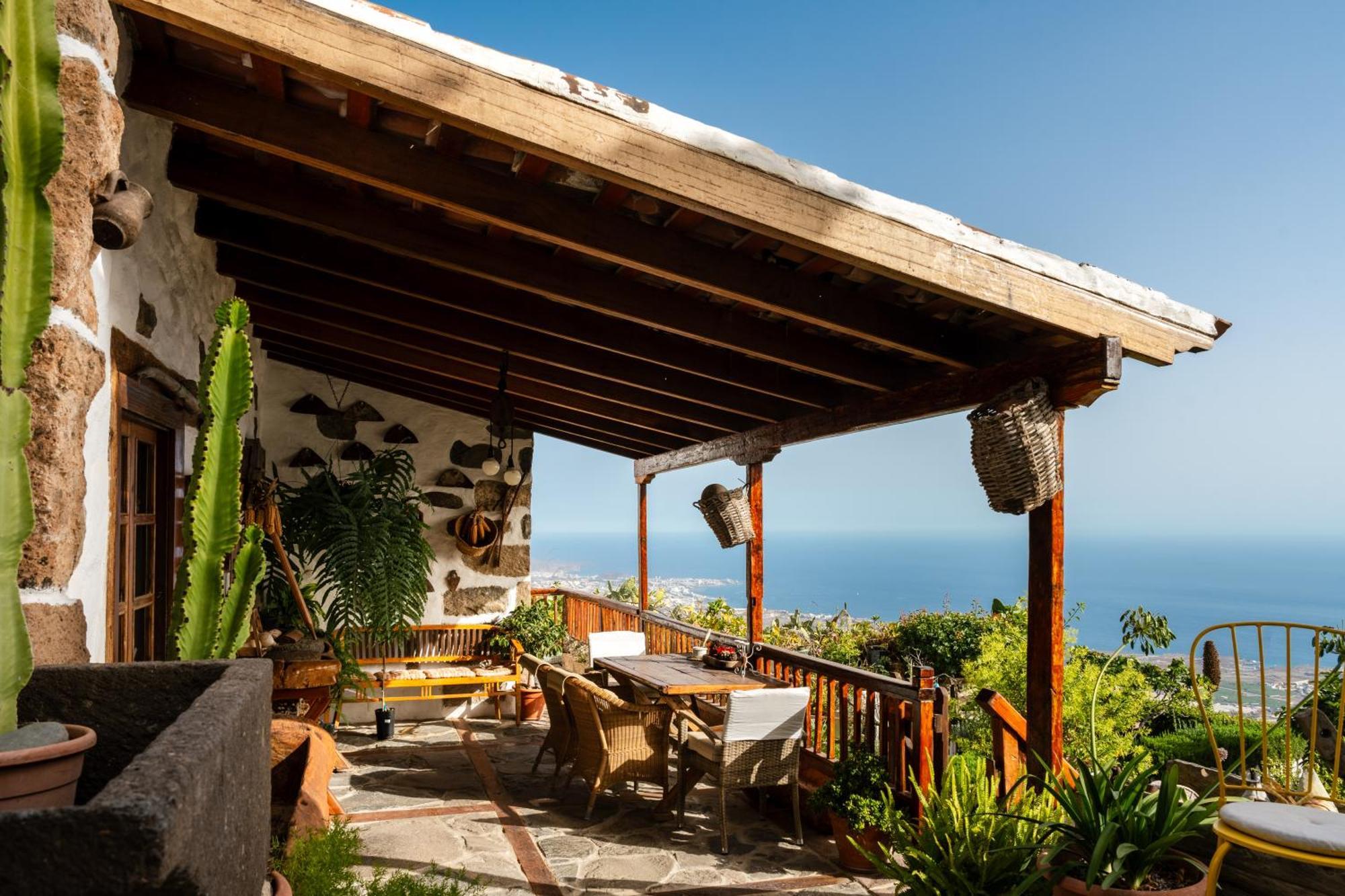 Country house Tajona & Granero *