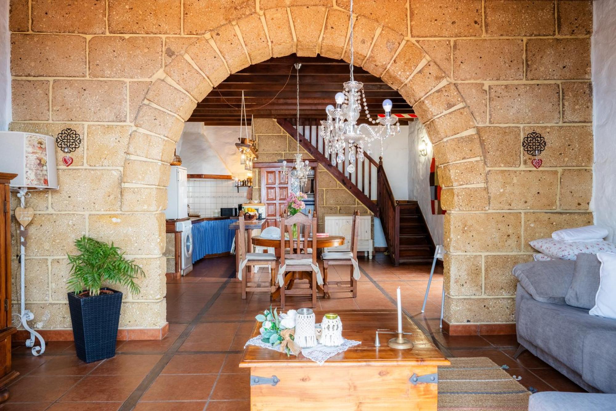 Country house Tajona & Granero Costa Adeje (Tenerife)