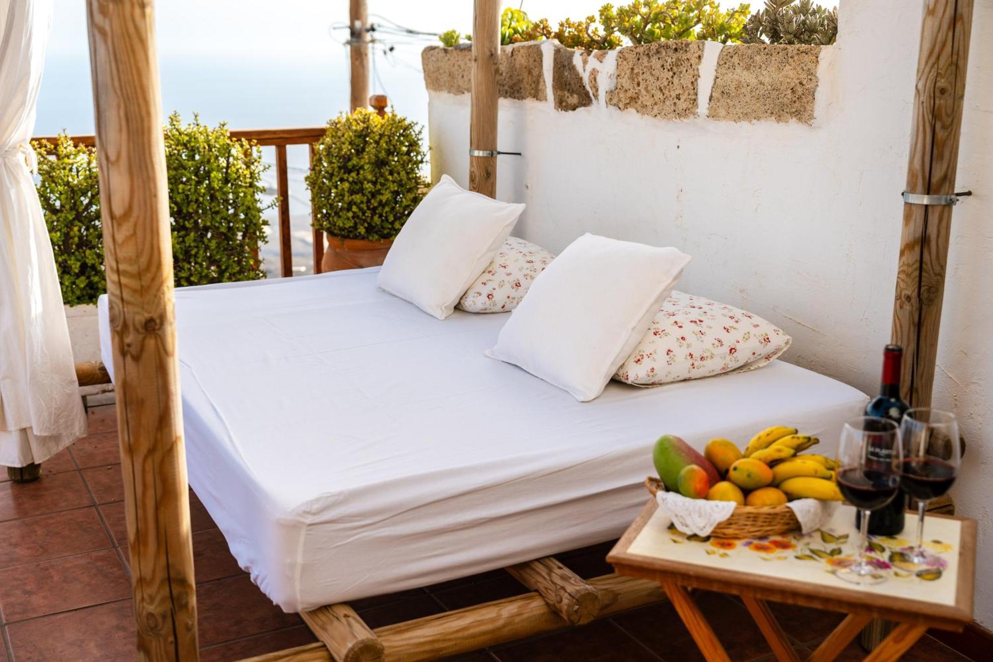Tajona & Granero Country house