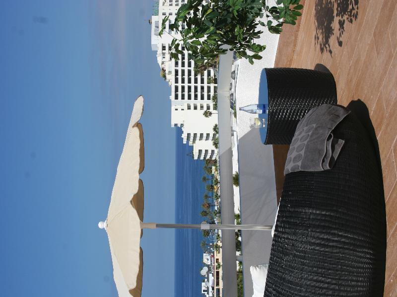 Coral & - Adults Only Hotel