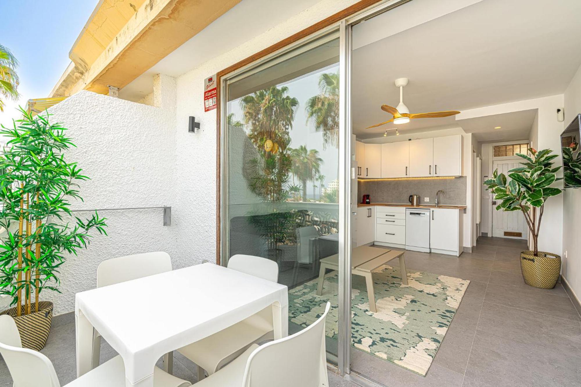 Modern Renovated With Terrace In Playa De Americas Apartment Playa de las Americas (Tenerife)