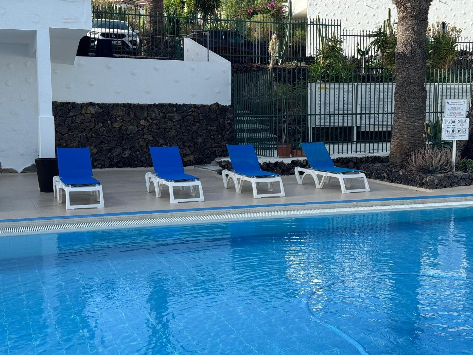 Azure Horizon And Breeze - Panoramic Ocean View And Heated Pool Villa