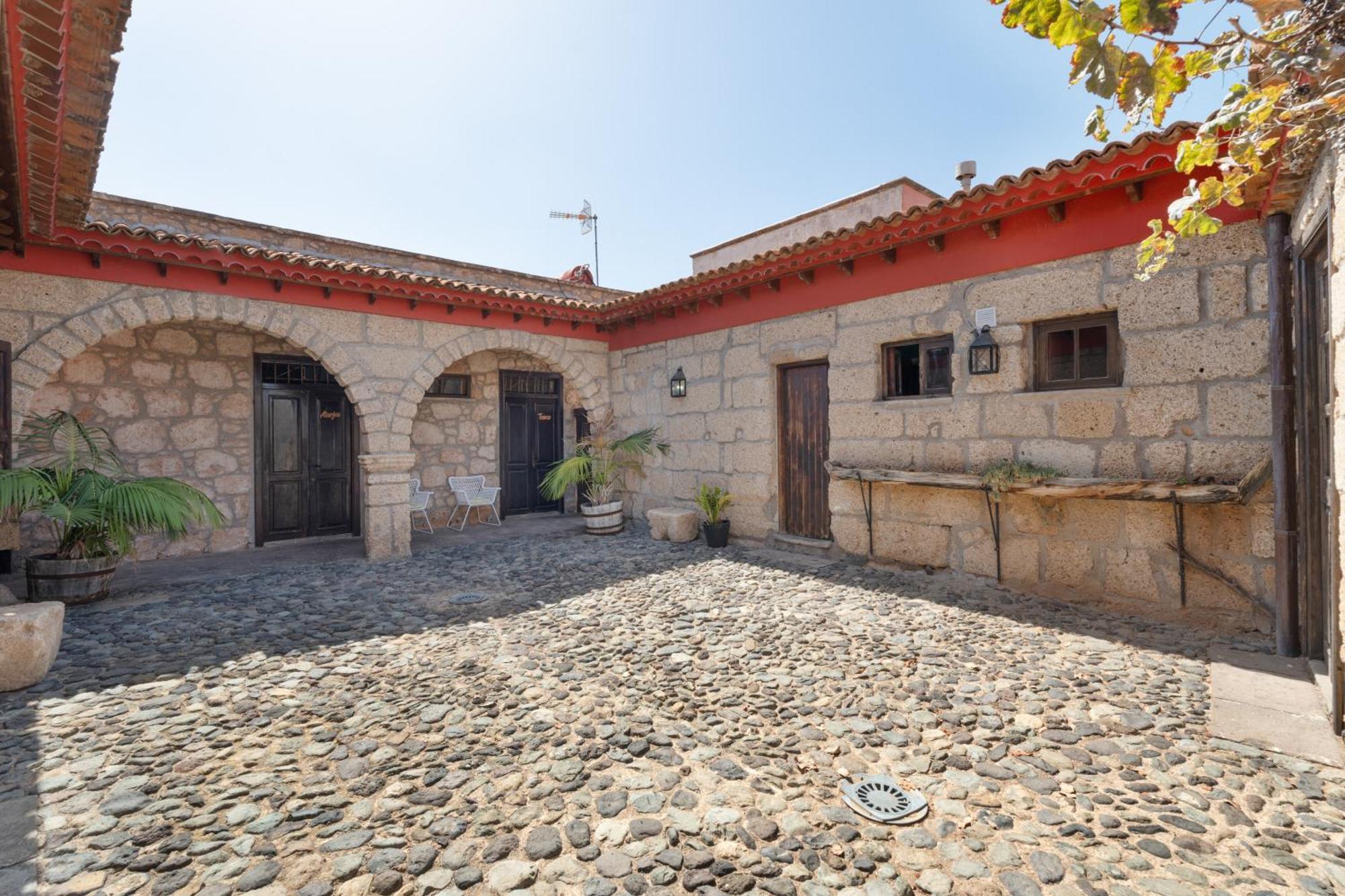 La Venta Villa *