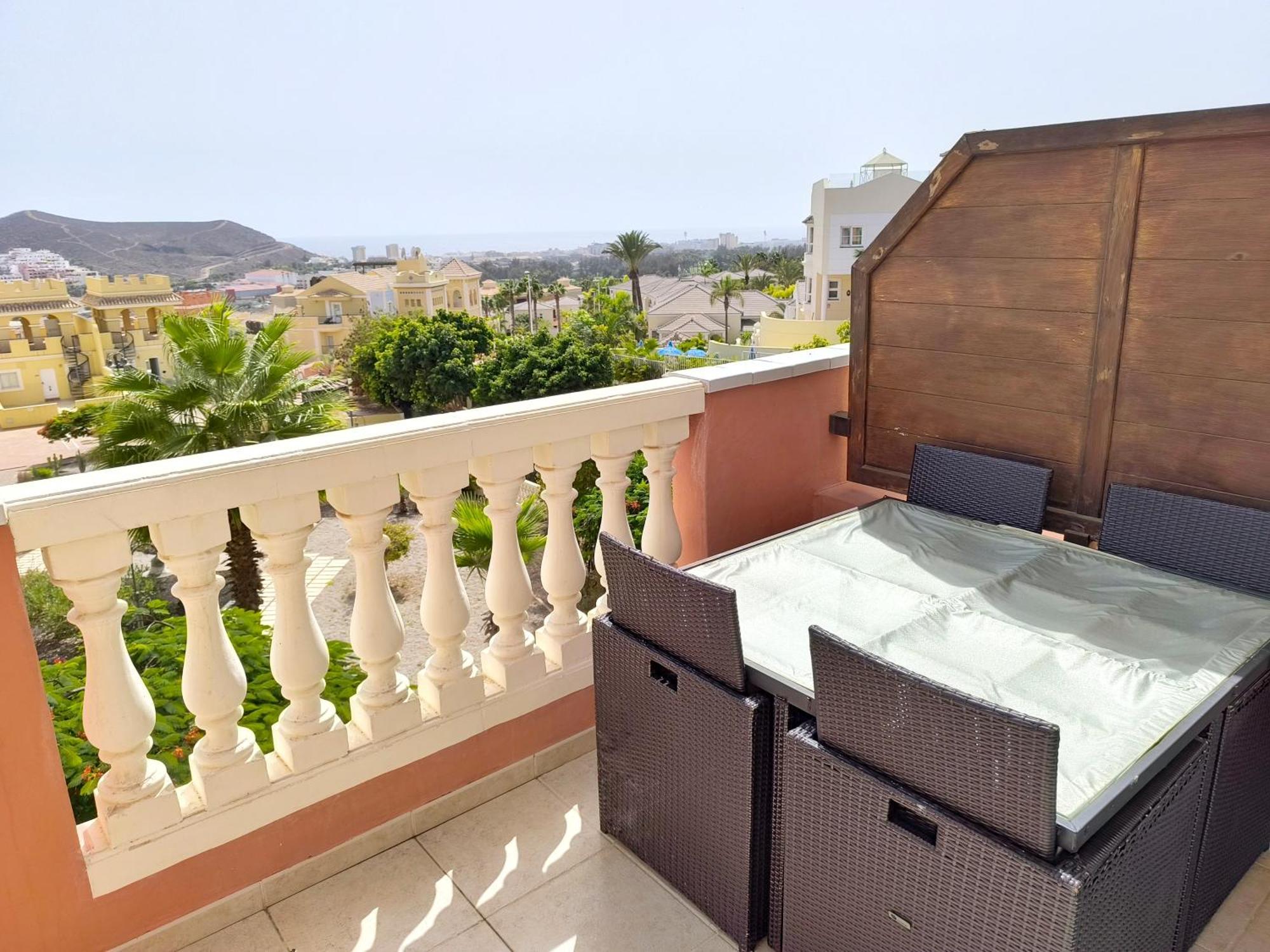 Estrella Canaria - Cristianos, Pool, Fibre Net, Tv Channels Los Cristianos (Tenerife)