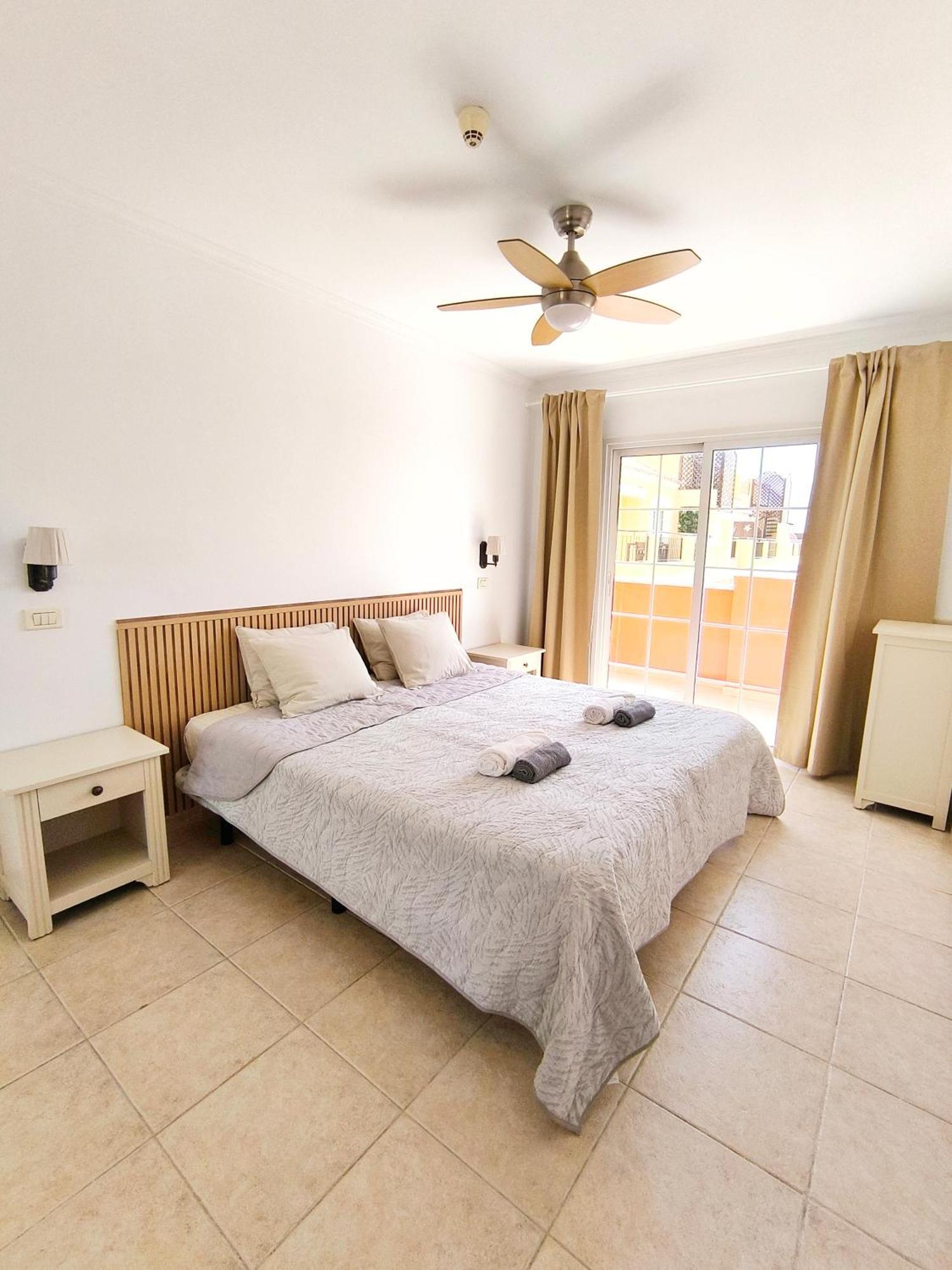 Estrella Canaria - Cristianos, Pool, Fibre Net, Tv Channels * Los Cristianos (Tenerife)