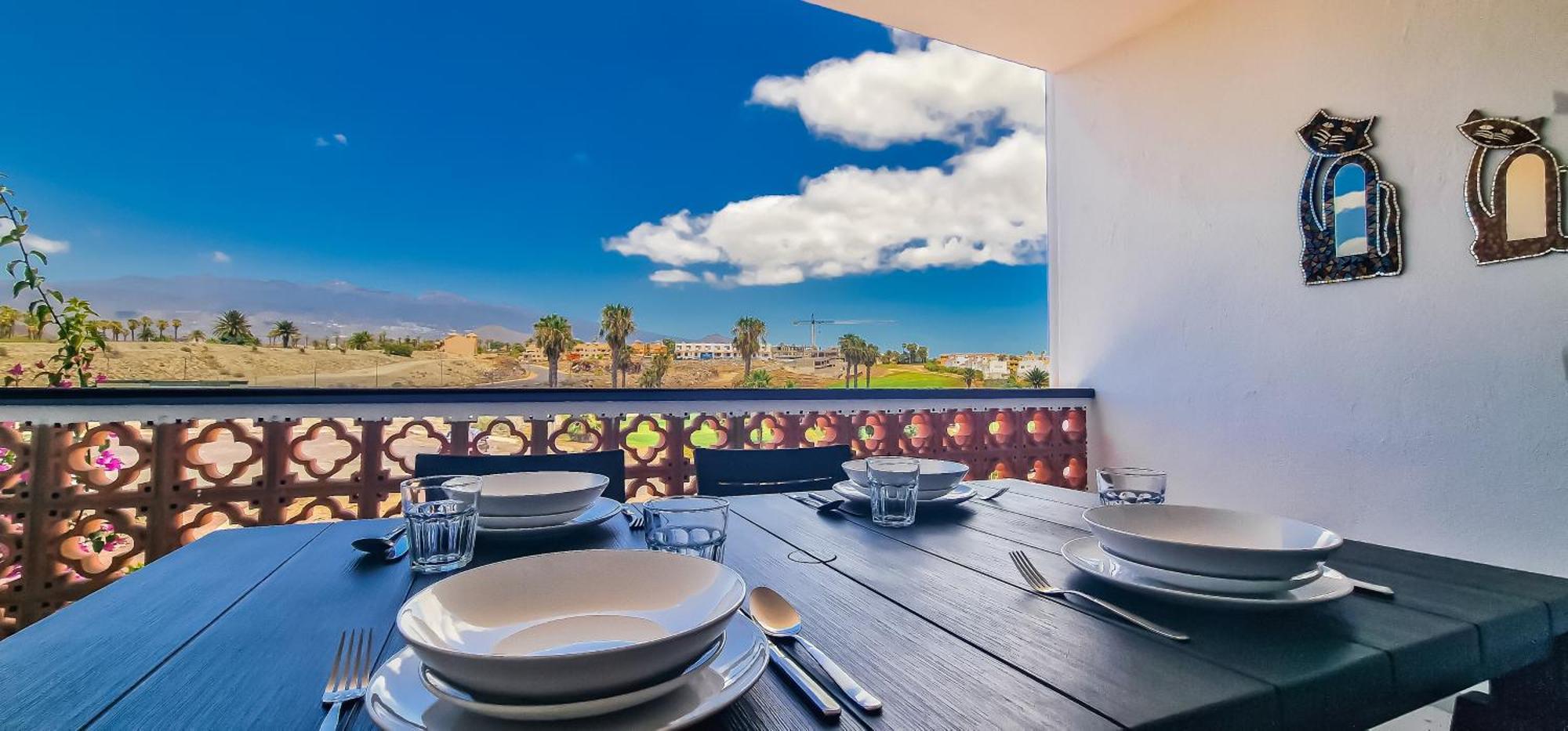 Apartment Fairways Club - Teide View Oasis - Heated Pool, Family