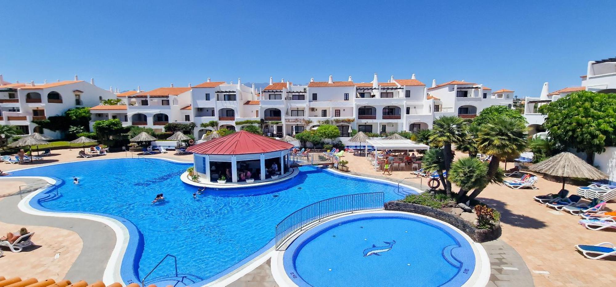 Fairways Club - Teide View Oasis - Heated Pool, Family San Miguel de Abona