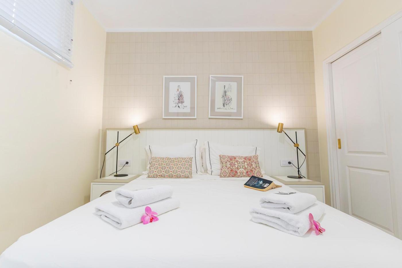 In Beachfront Complex In El Duque Area, Costa Adeje Apartamento *
