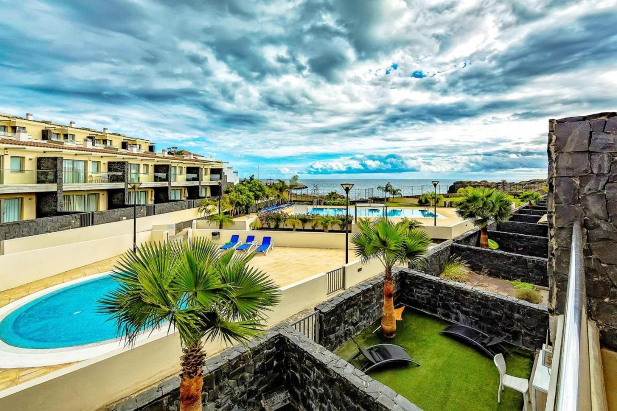 Atlantic Villa, Air Con, Fiber, Terrace Garden Appartement *