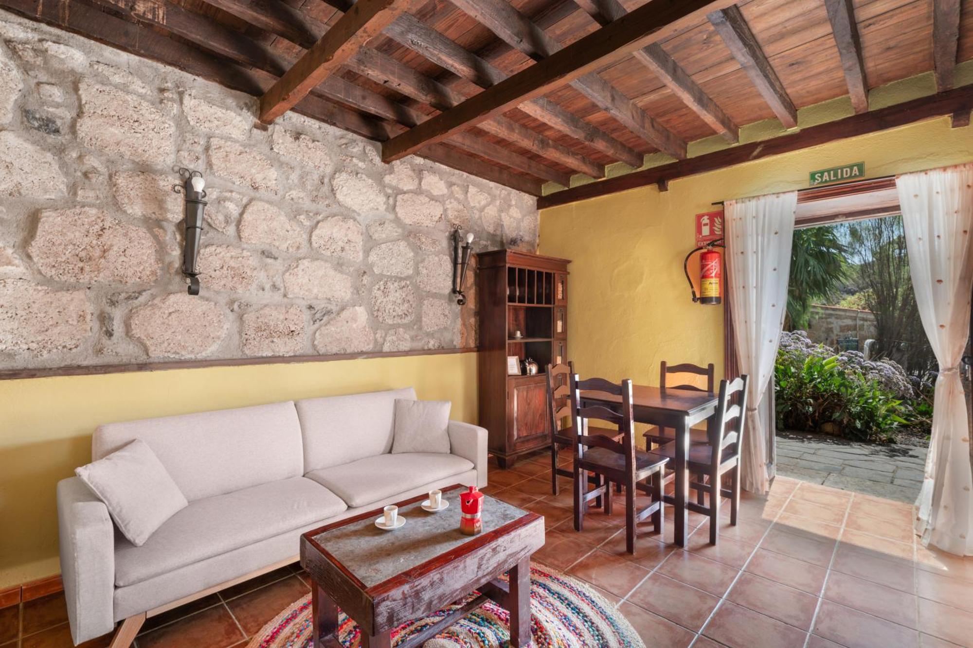 La Venta Villa *