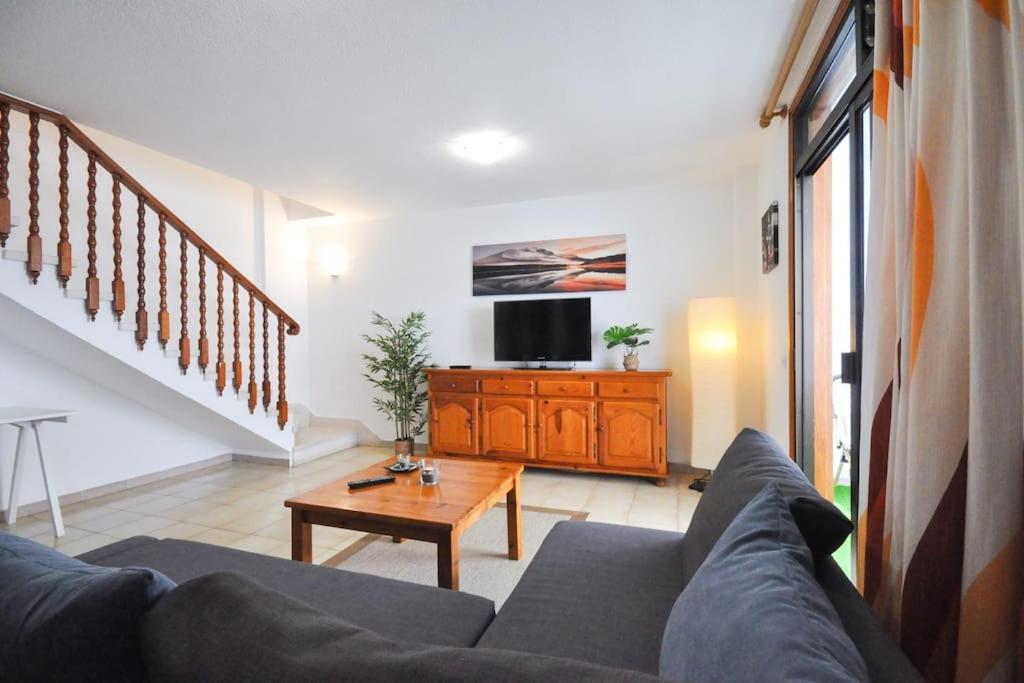 Appartement Playa De Americas Duplex Con Piscina