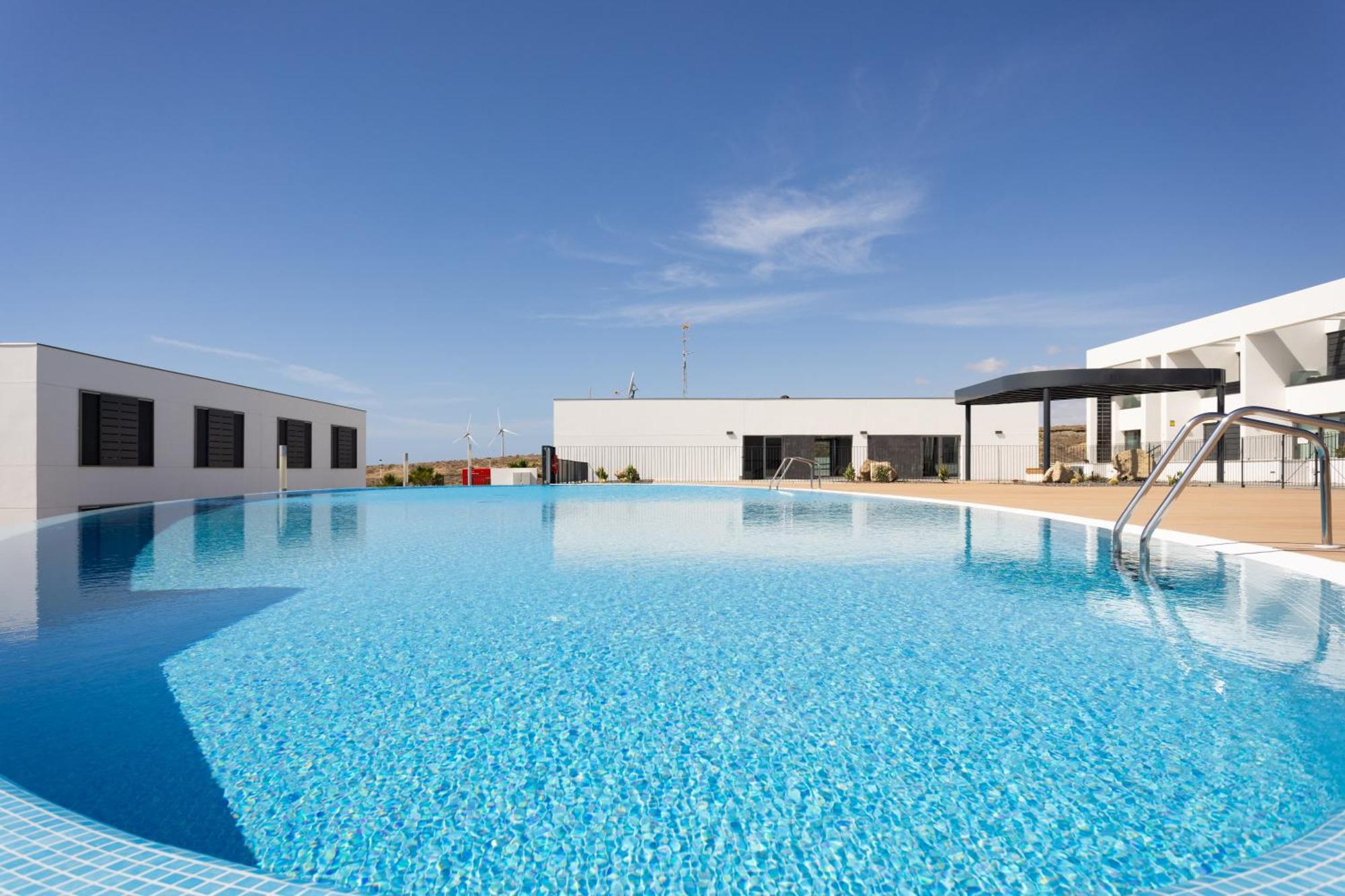 Apartment Home2book Modern Bright Abades, Pool & Terrace *