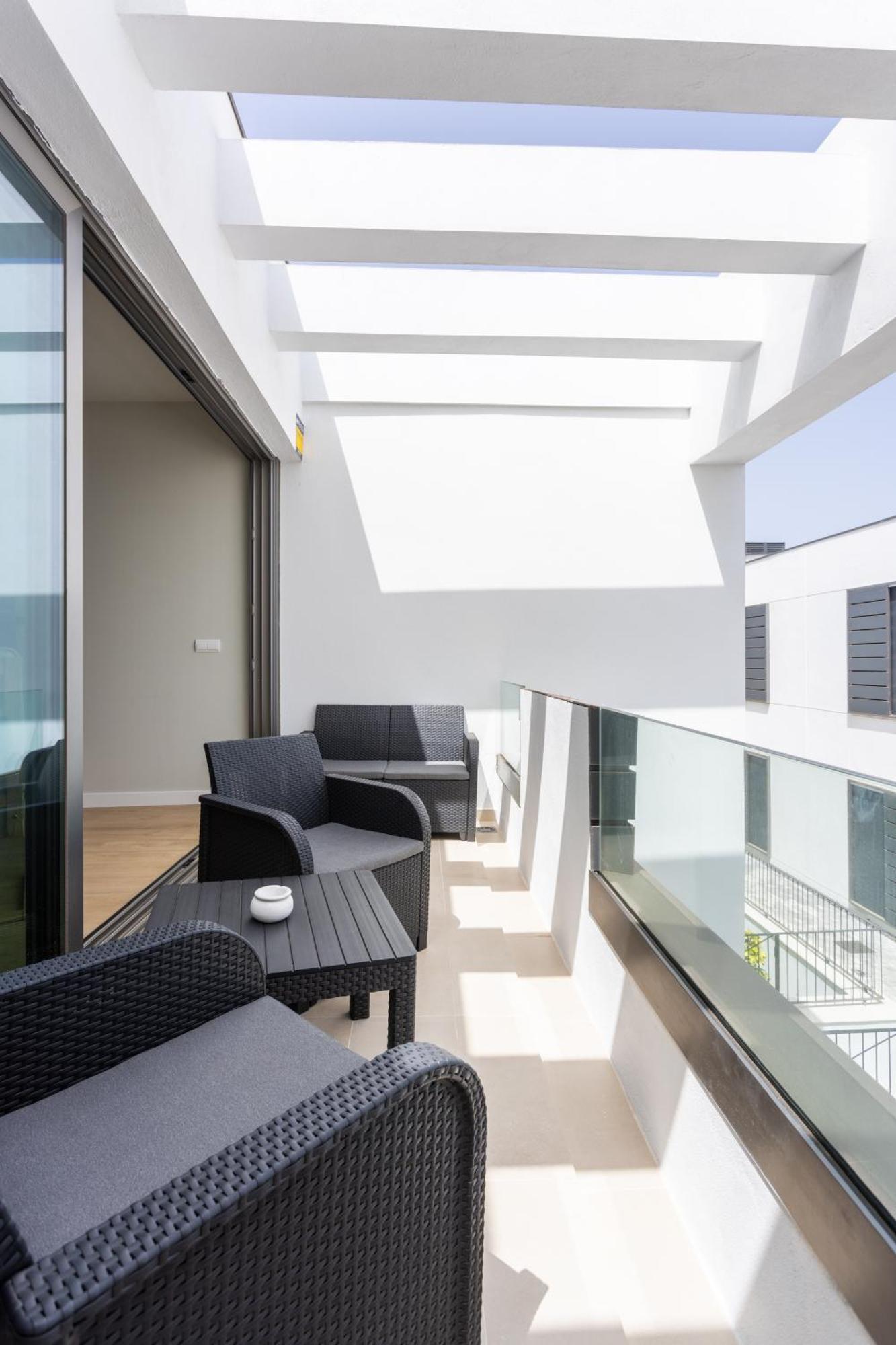 Apartment Home2book Modern Bright Abades, Pool & Terrace