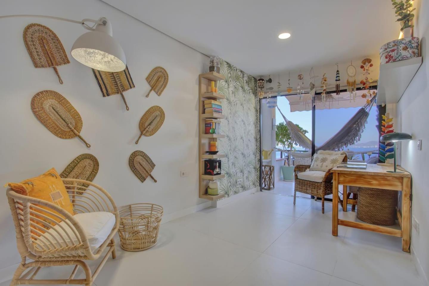 Luxury 1 Minute To The Beach & Salt Pool Tabaiba