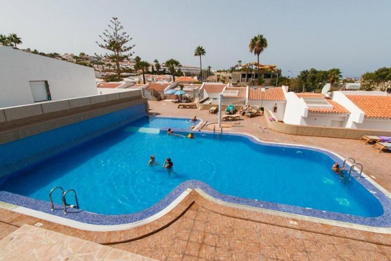 100 Island Village Julia Costa Adeje (Tenerife)