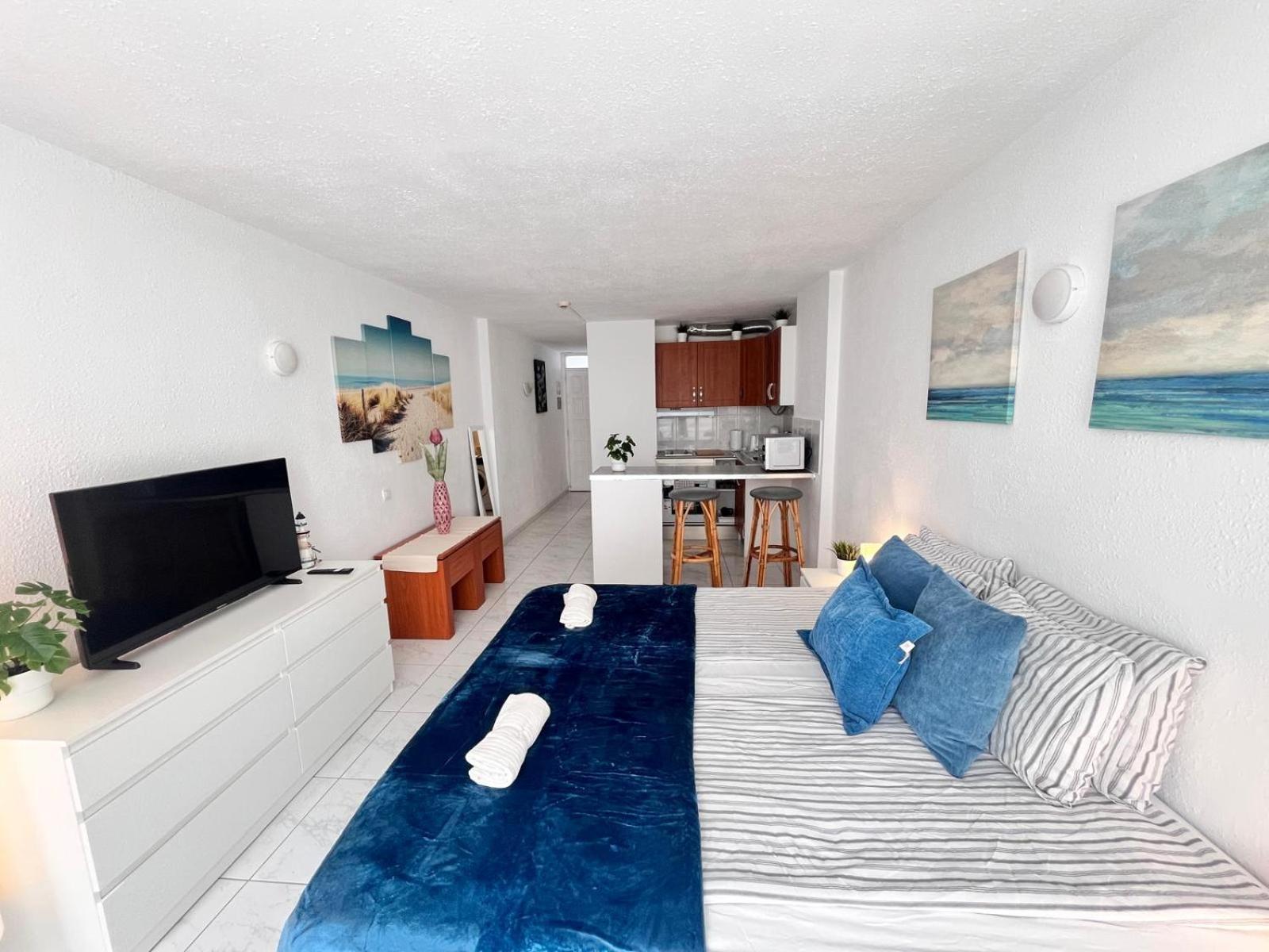 House Apartment *