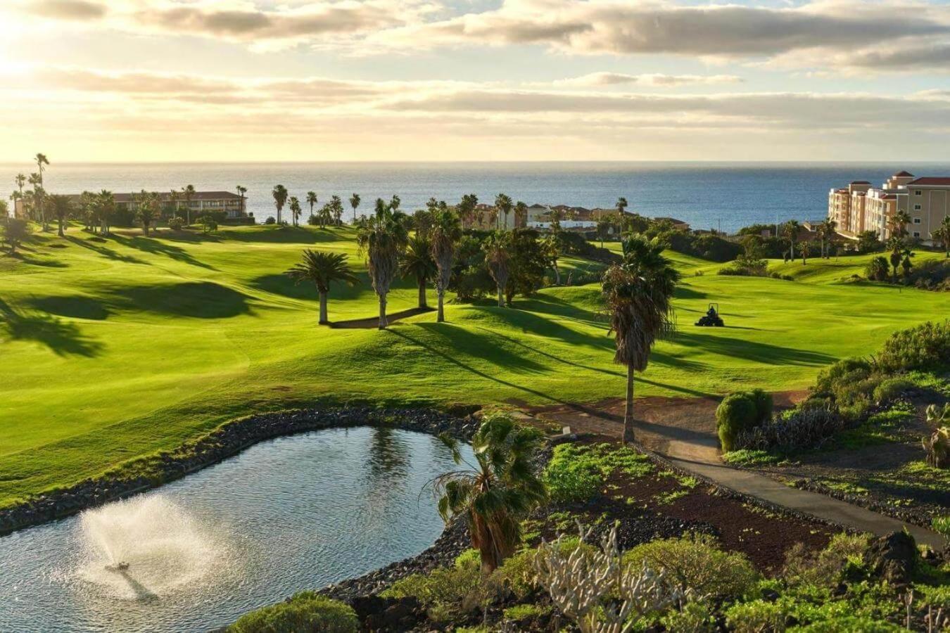 La Paz. Lovely Overlooking The Golf And Sea *