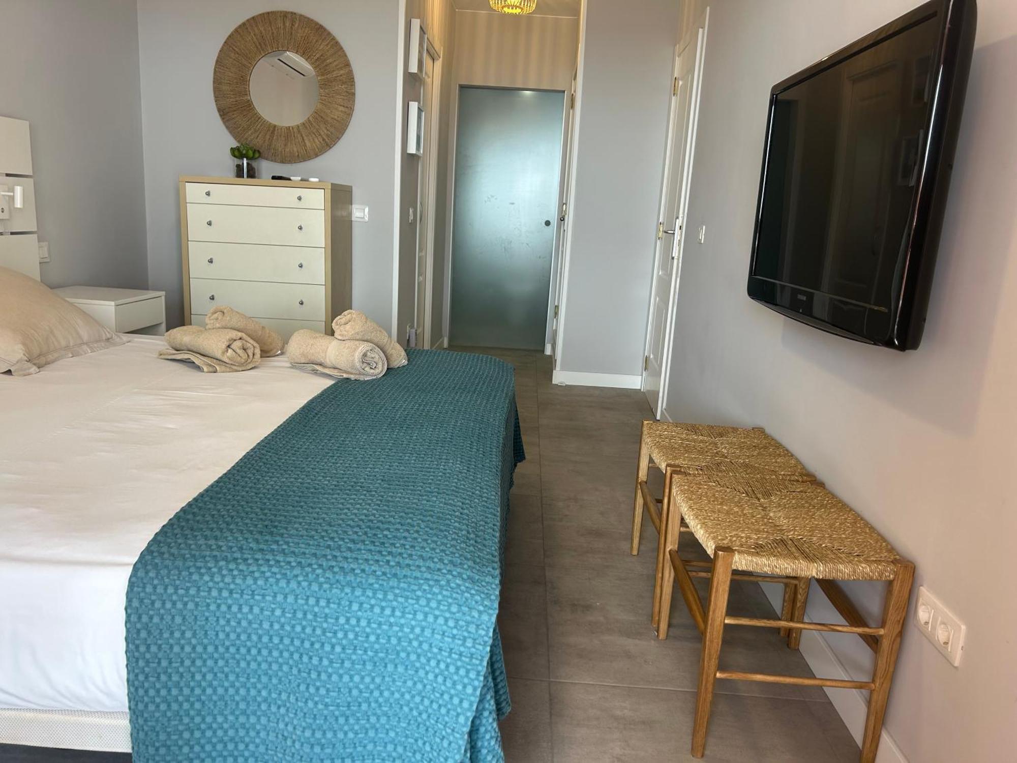 Playa Del Duque-amazing Views 2 Bedroom Apartment *