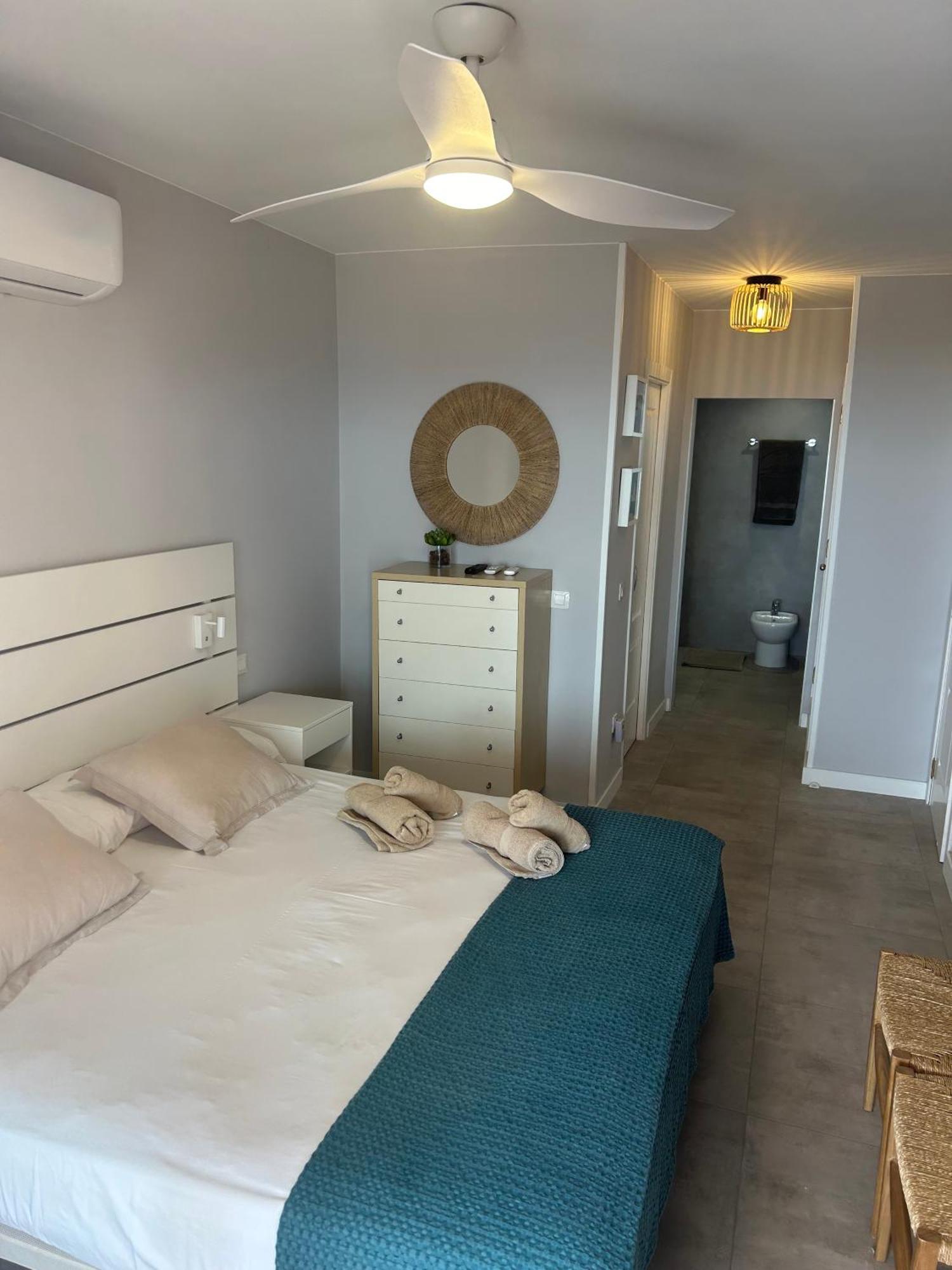 Apartment Playa Del Duque-amazing Views 2 Bedroom *