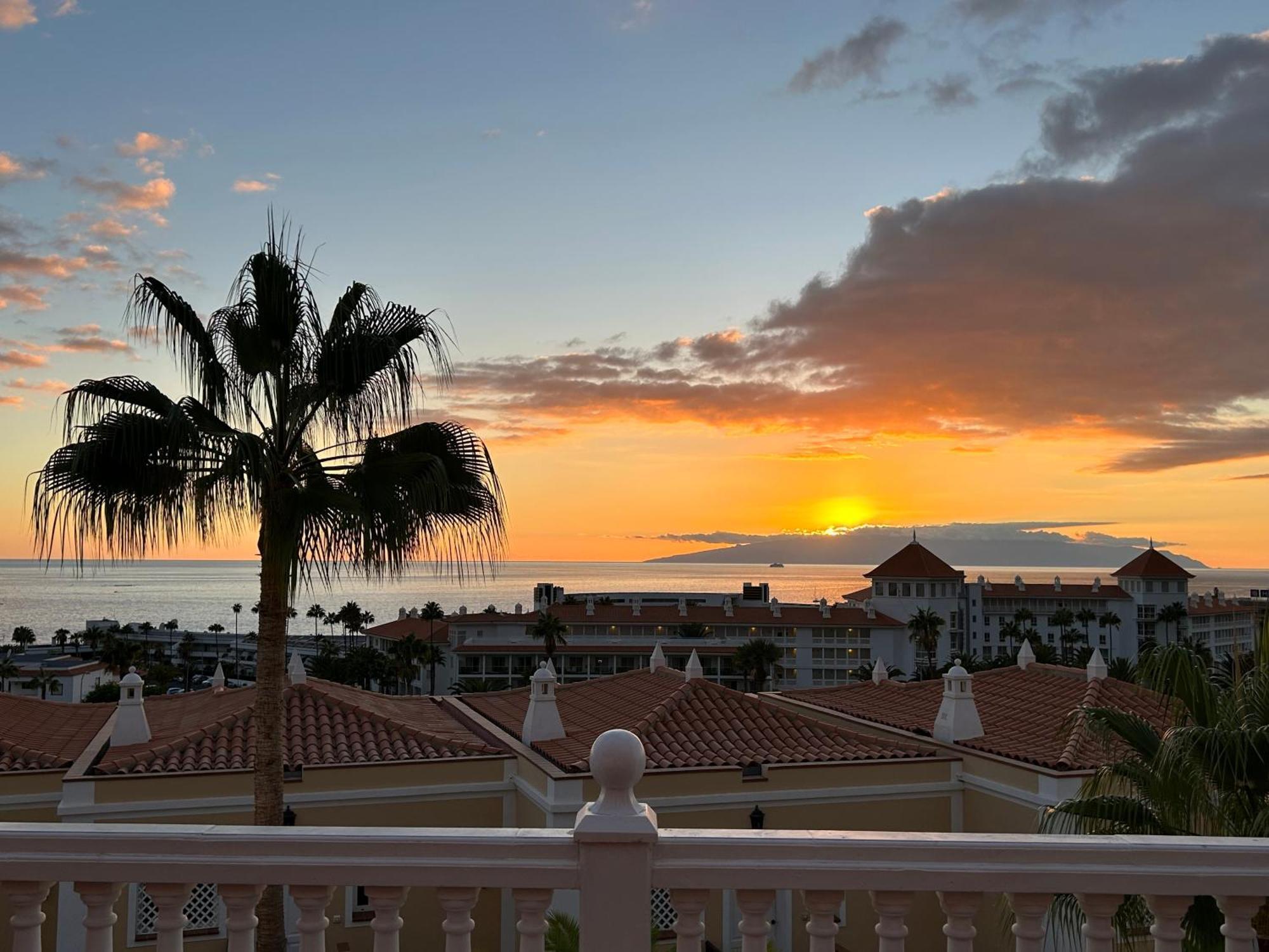 Playa Del Duque-amazing Views 2 Bedroom Apartment Costa Adeje (Tenerife)
