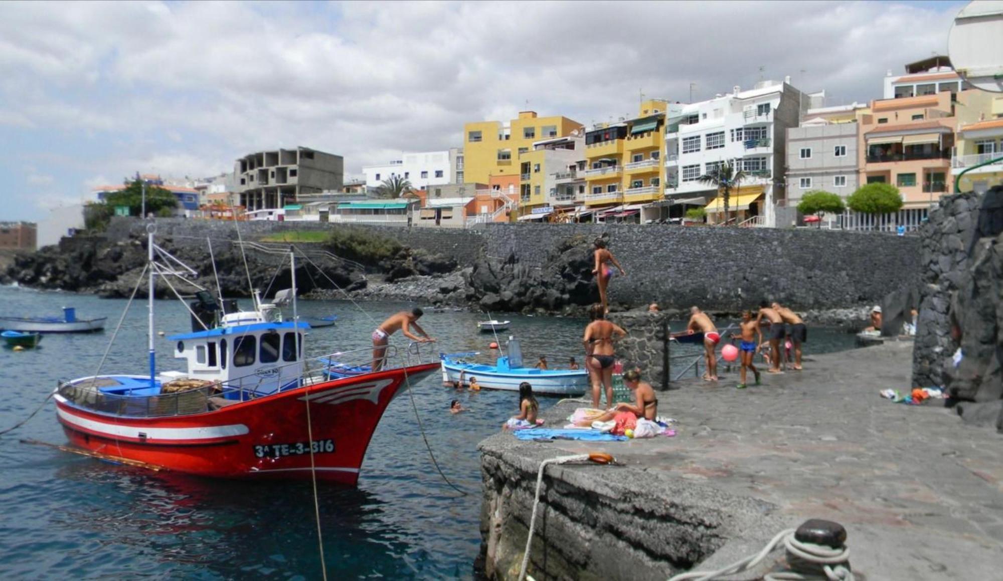 Paraiso Tenerife Super Economy Airport Bed & Breakfast *
