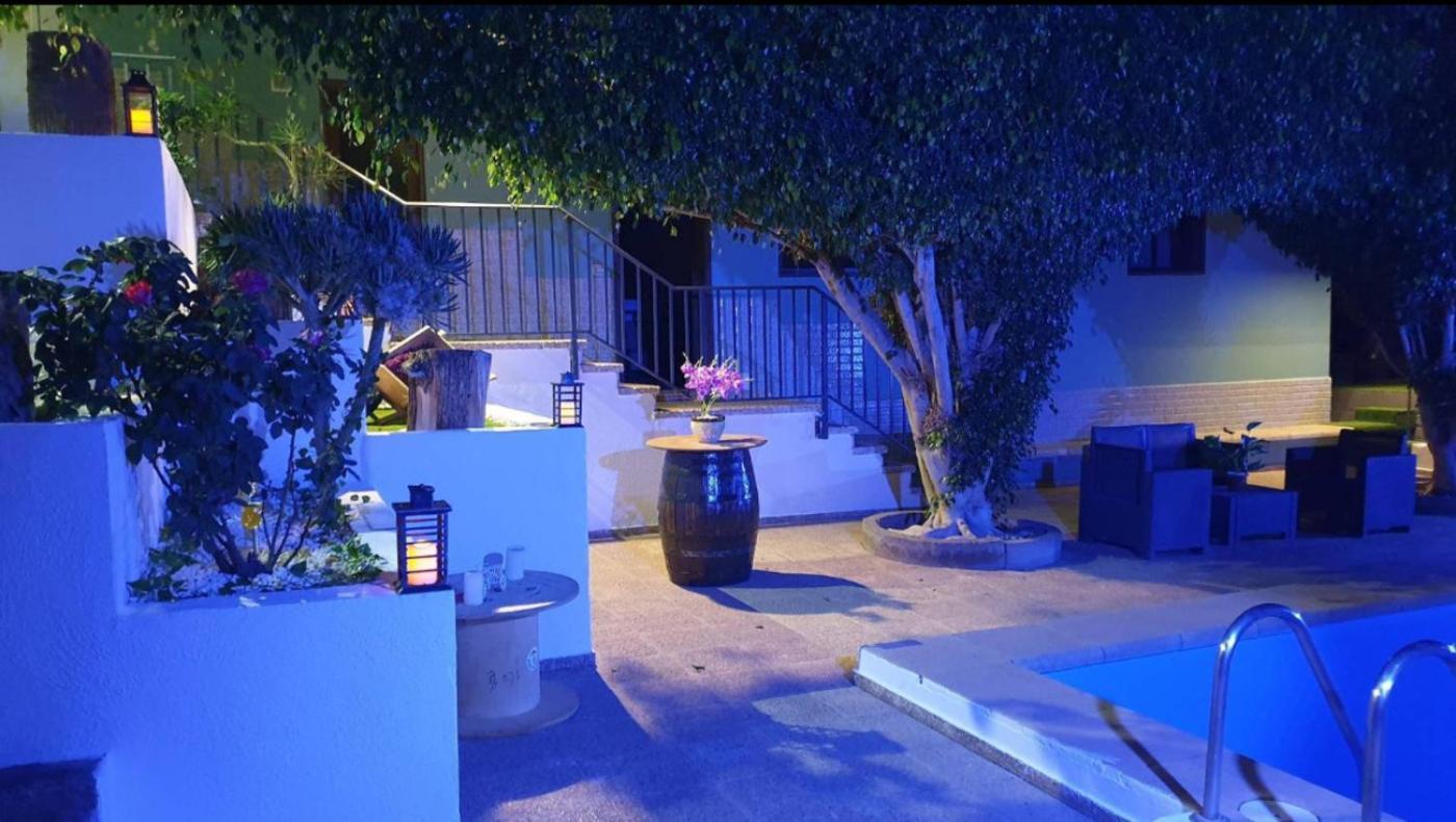 Villa Exclusiva 3hab Con Piscina Privada Bbq, Chill-out