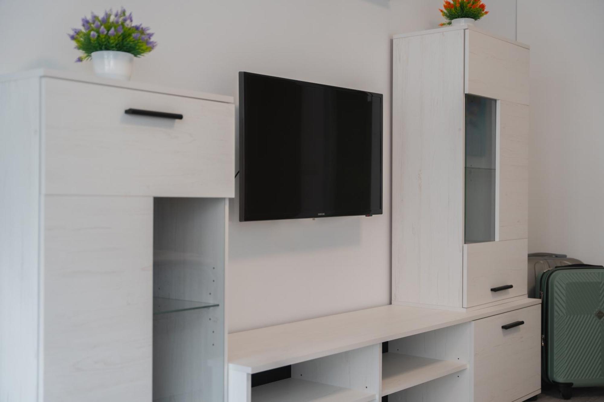 Apartment Luxury Quasar Sea View In Olimpia *