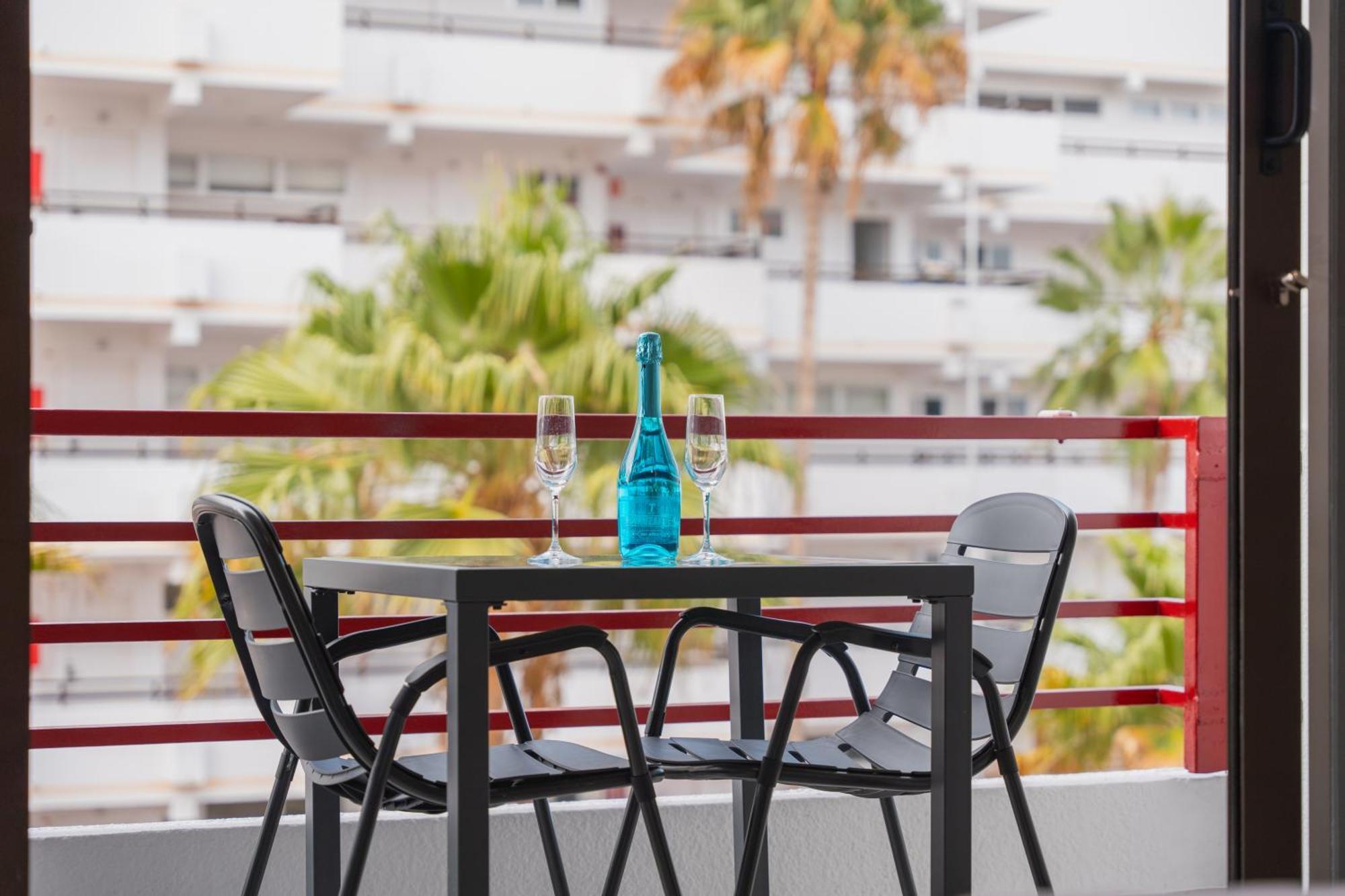 Apartment Luxury Quasar Sea View In Olimpia *