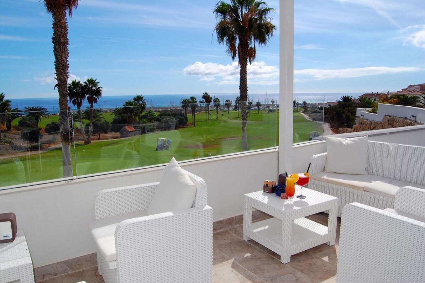 3h La Quinta Villa